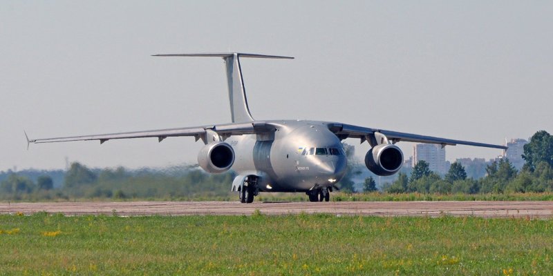 АН-178 грузовая кабина