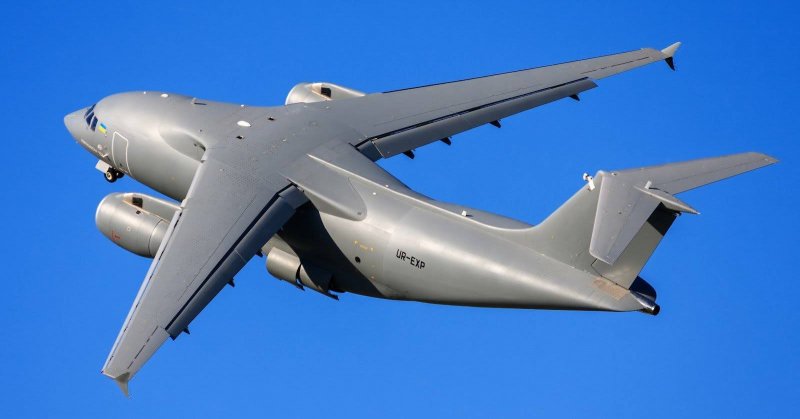 Самолет АН 13