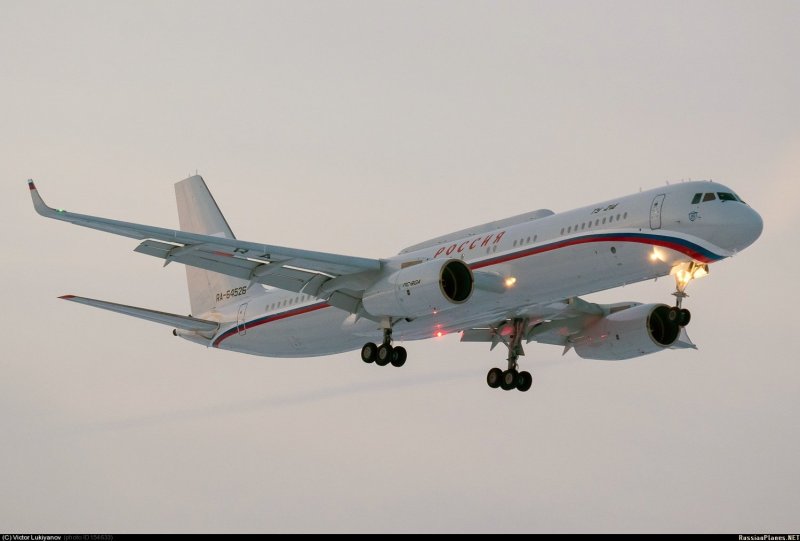 Ту 214 самолет ретранслятор