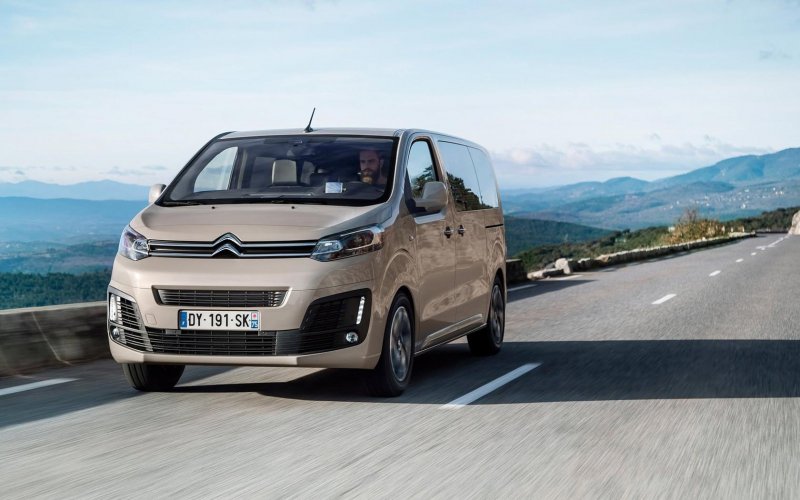 Микроавтобус Citroen SPACETOURER