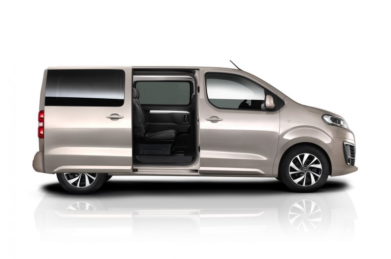 Citroen Спейс Турер 2020