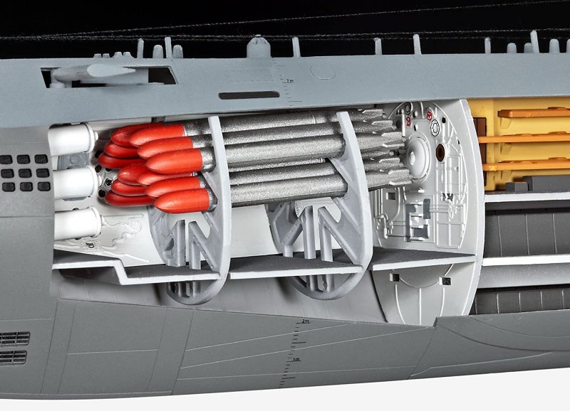 Сборная модель Revell Deutsches u-Boot Typ XXI mit interieur (05078) 1:144