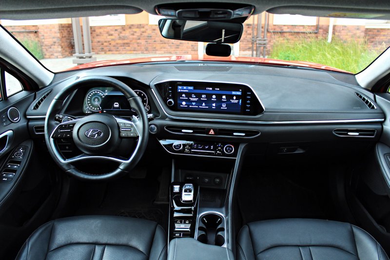 Hyundai Sonata 2020 интерьер
