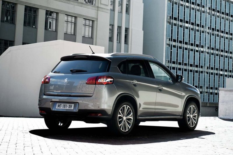 Peugeot кроссовер 4008