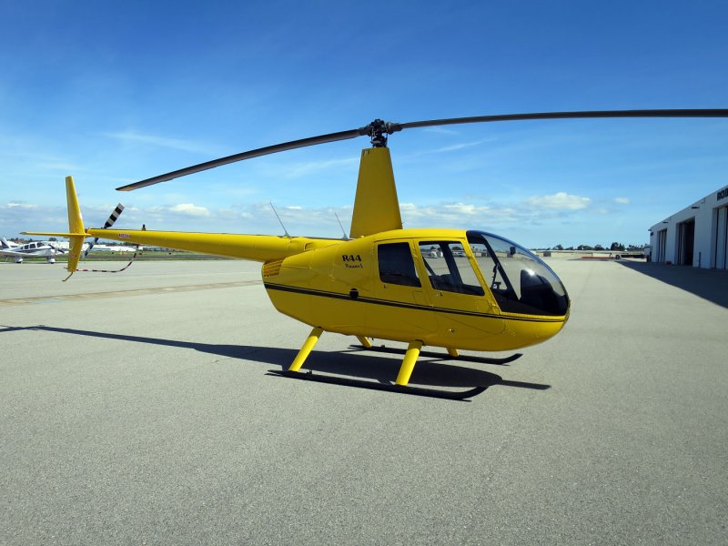 Вертолет Robinson r44
