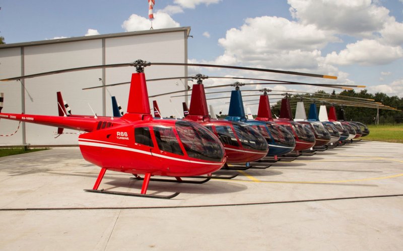 Robinson r44 обои
