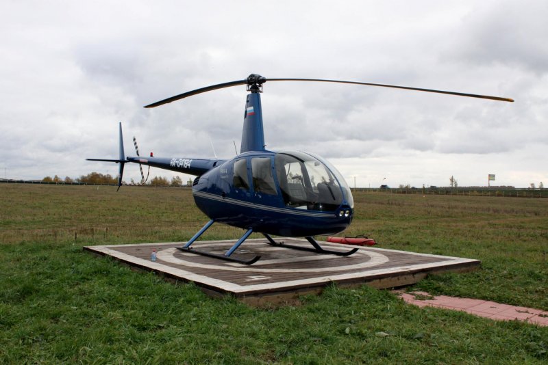 Вертолет Робинсон r44