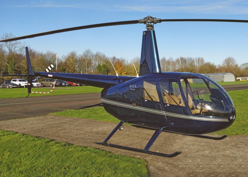 Вертолет Robinson 44