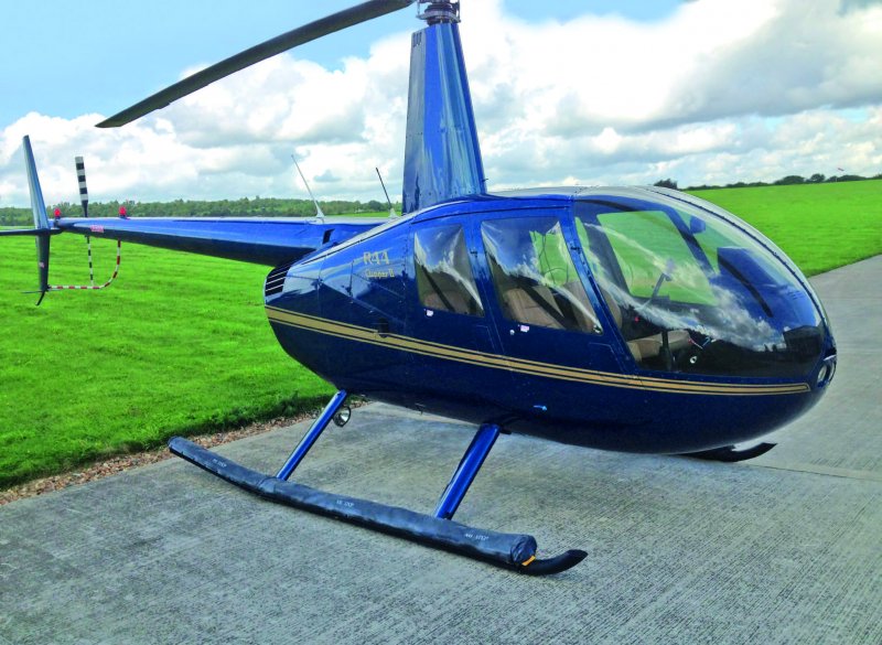Вертолет марки Robinson r44