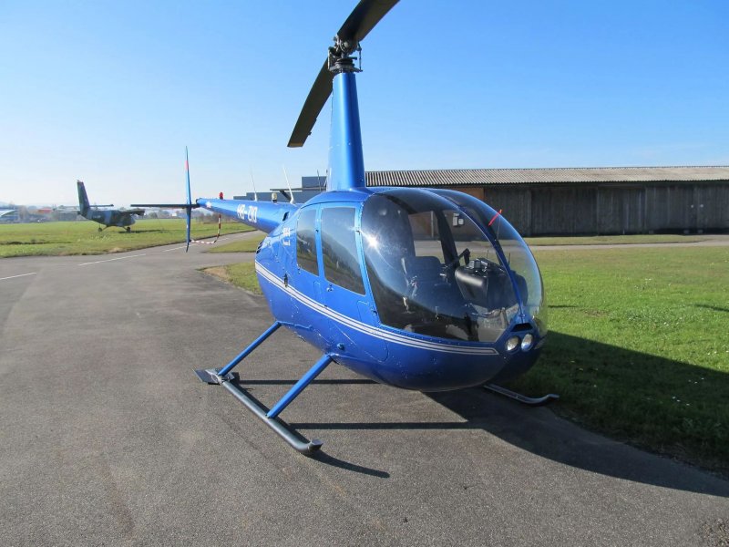 Вертолет Robinson r44