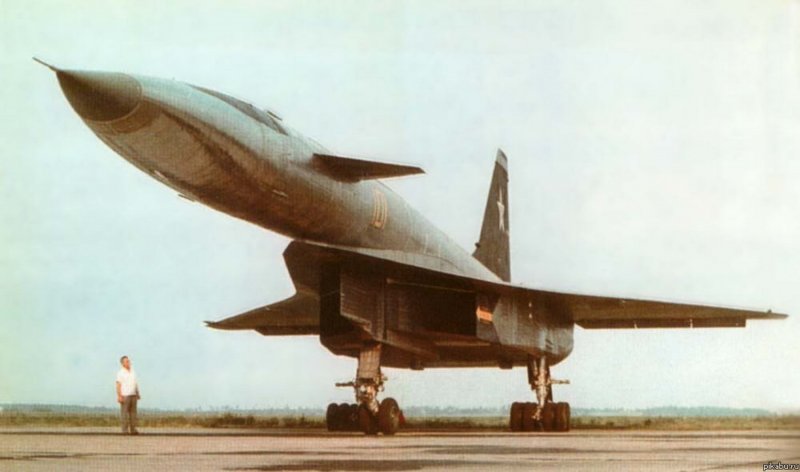 Самолёт т-4 сотка
