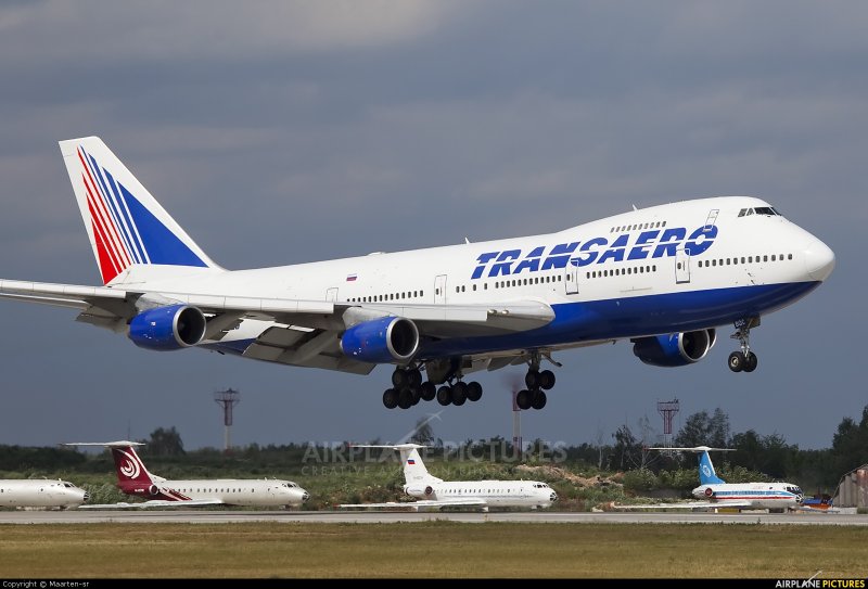 Boeing 747 Трансаэро