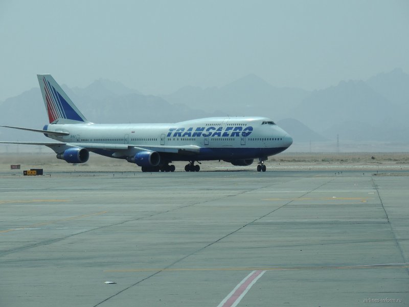 Самолёт Боинг 747 Трансаэро