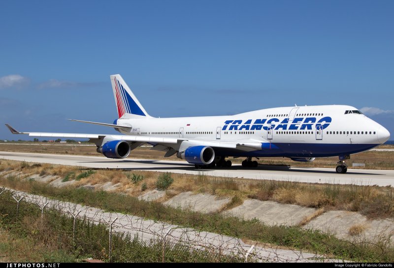 Боинг 767 200 Американ Эйрлайнс