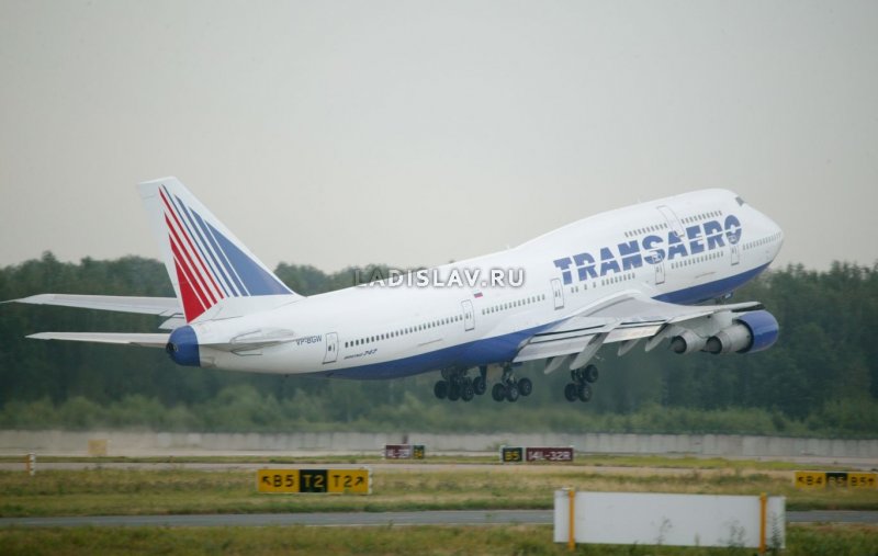 Боинг 747 Трансаэро