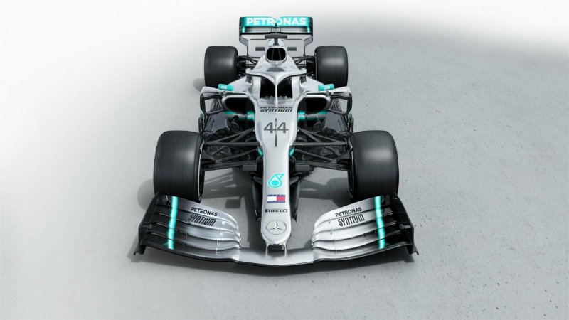 Болид Mercedes f1