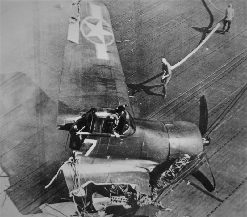 Палубный истребитель Грумман f6f Хеллкэт