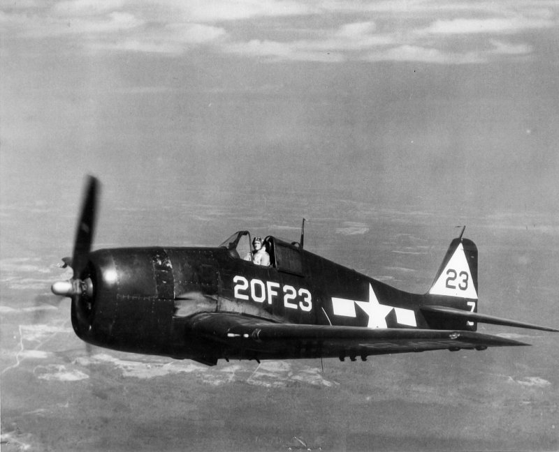 F6f Hellcat take off