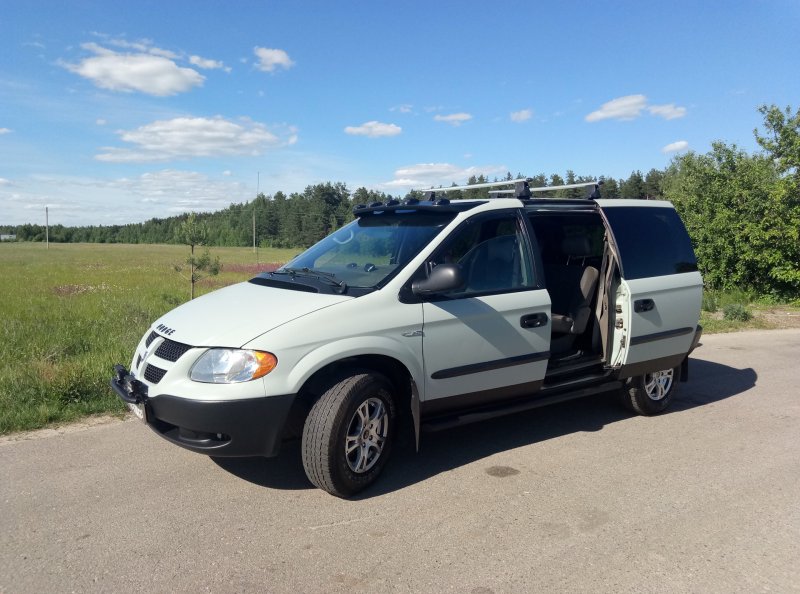 Додж Караван 2005