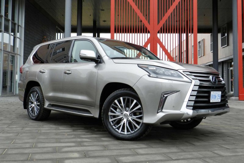 Lexus LX 570