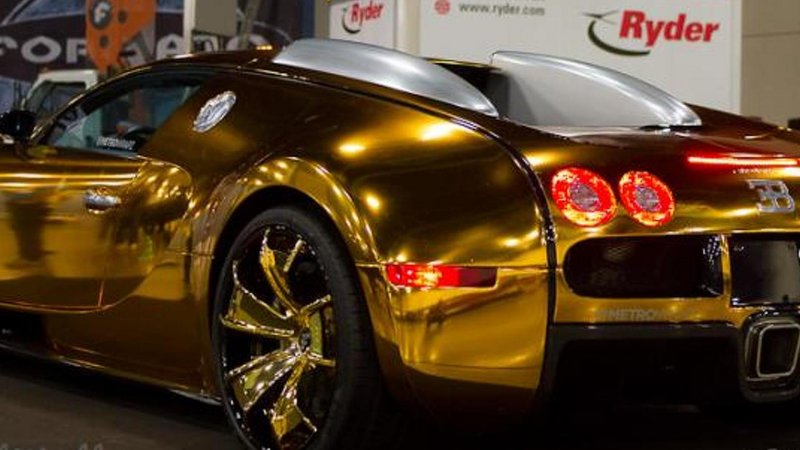 Bugatti Veyron Золотая