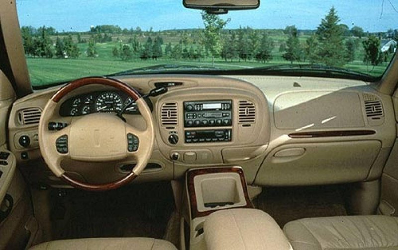 Lincoln Navigator 5.4 at, 1998