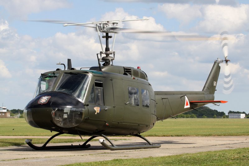 Ми-8 вертолёт
