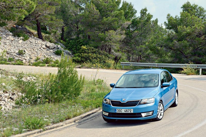 Skoda Octavia или Rapid