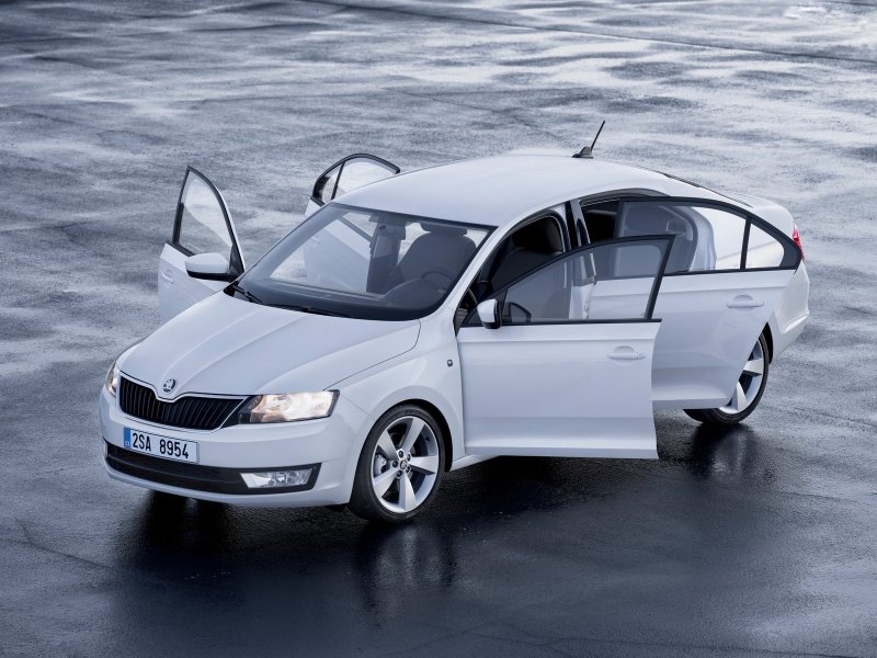 Skoda Rapid 2012