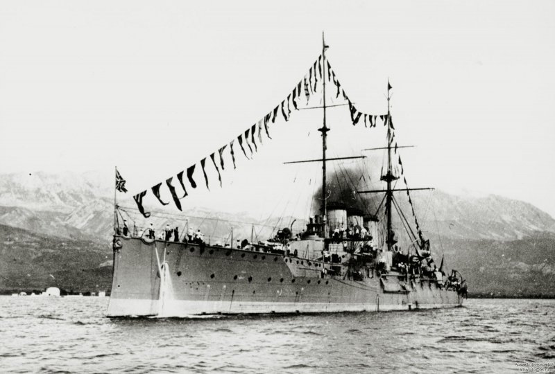 Броненосный крейсер Рюрик 1892