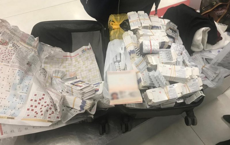 Контрабанда в аэропорту