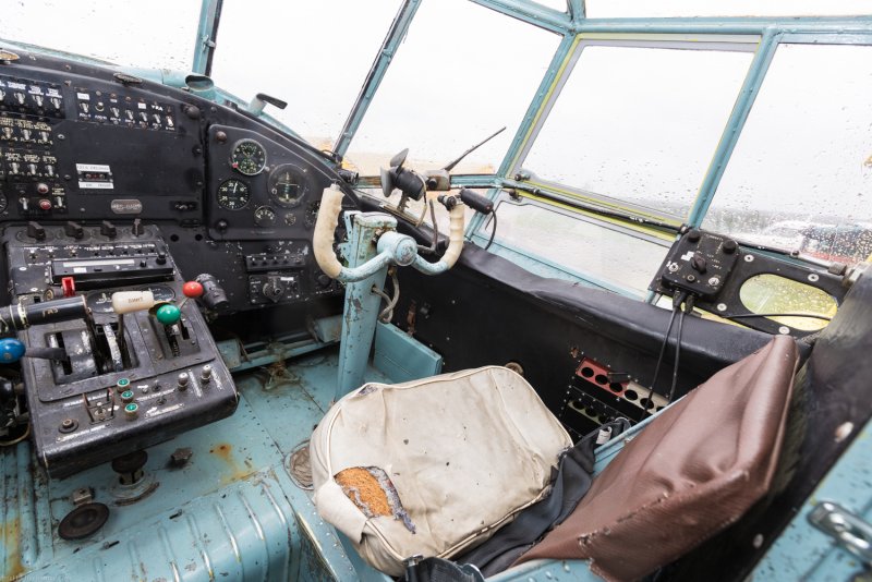 Самолёт АН-2 кабина пилотов