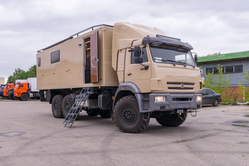 КАМАЗ 43118 автодом