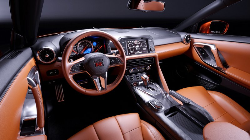Nissan GTR 2018 салон