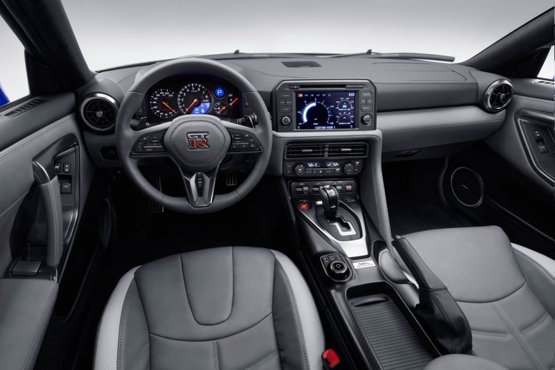 Nissan GTR 2008 салон