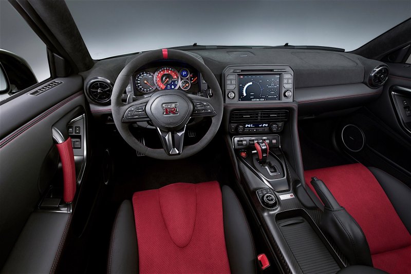 Nissan GTR r35 салон