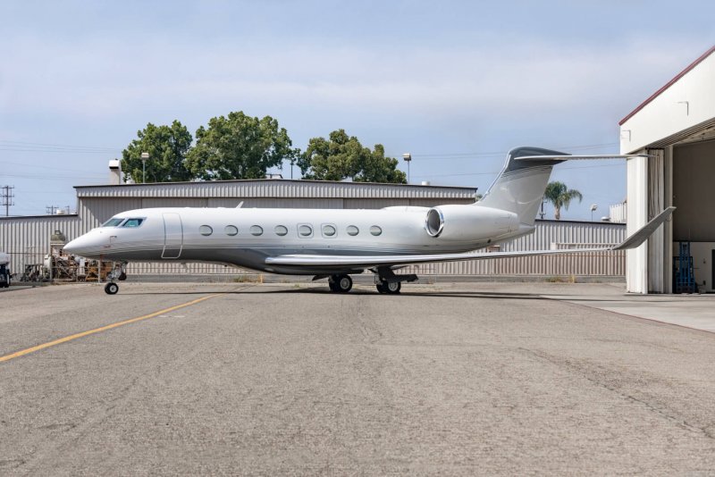 Джет Gulfstream g650