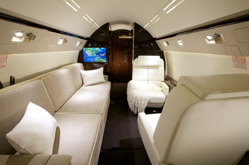 Бизнес-Джет Gulfstream g550