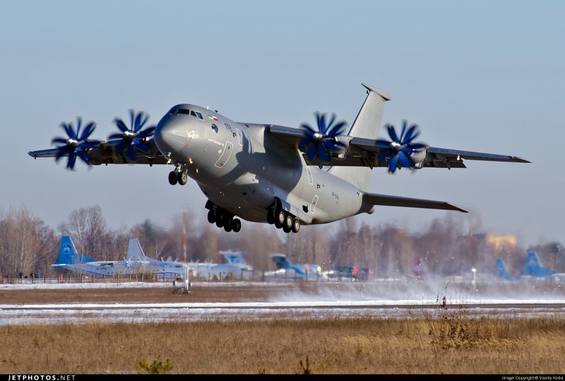 Антонов АН-70