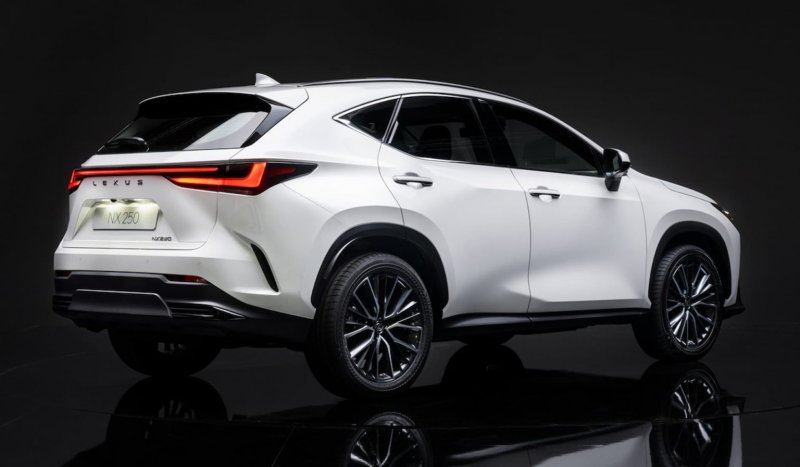 Lexus NX 2021