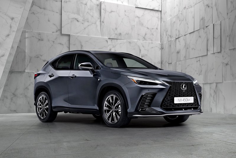 Новый Lexus NX 2021