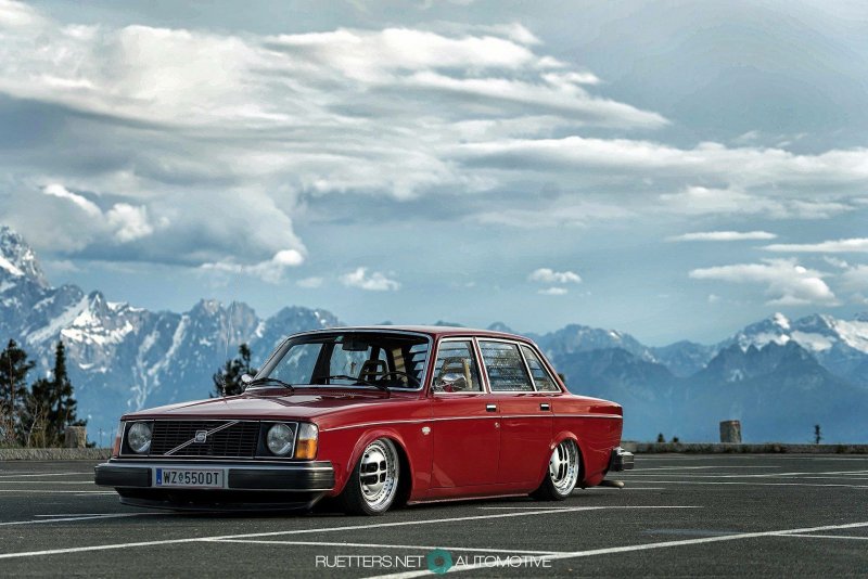 Volvo 244