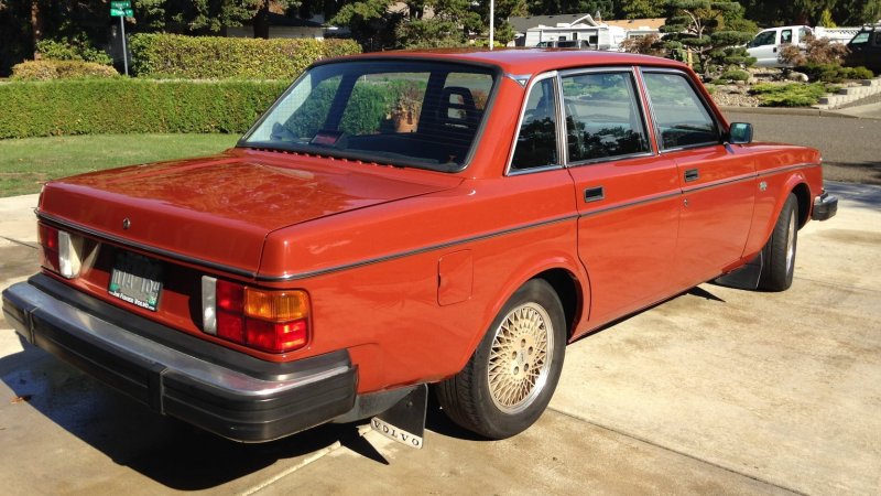 Volvo 244