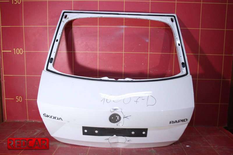 Задний спойлер Skoda Rapid