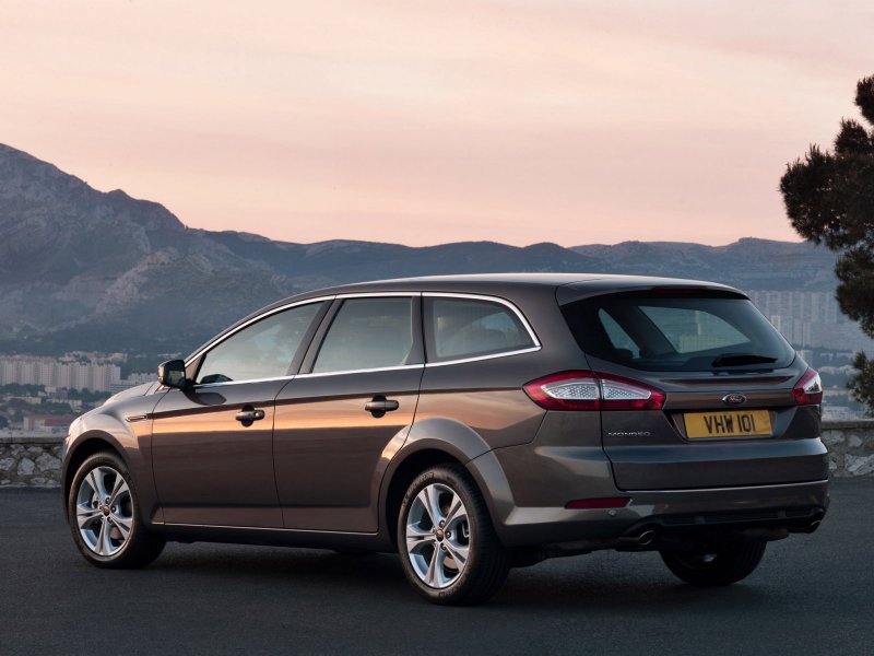 Ford Mondeo универсал 2010