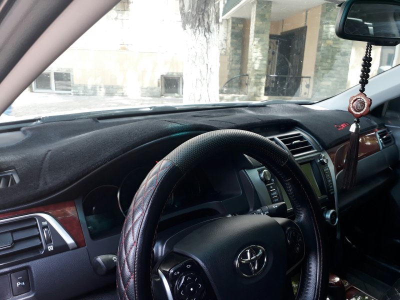 Накидка на Торпедо Toyota Camry 40