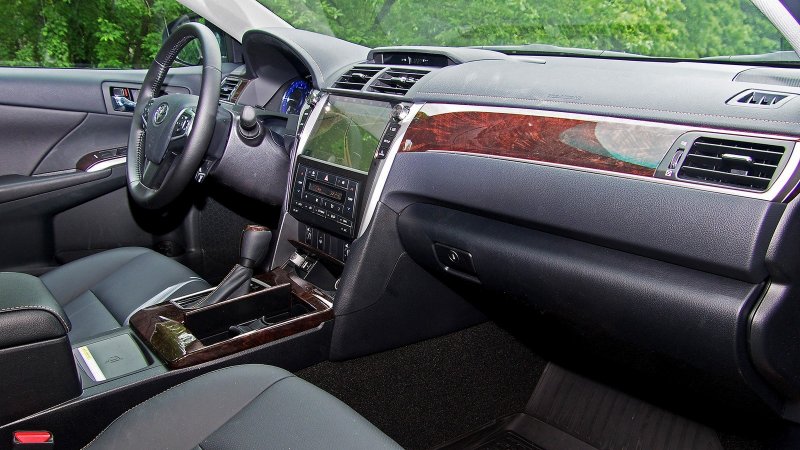 Toyota Camry 50 Exclusive