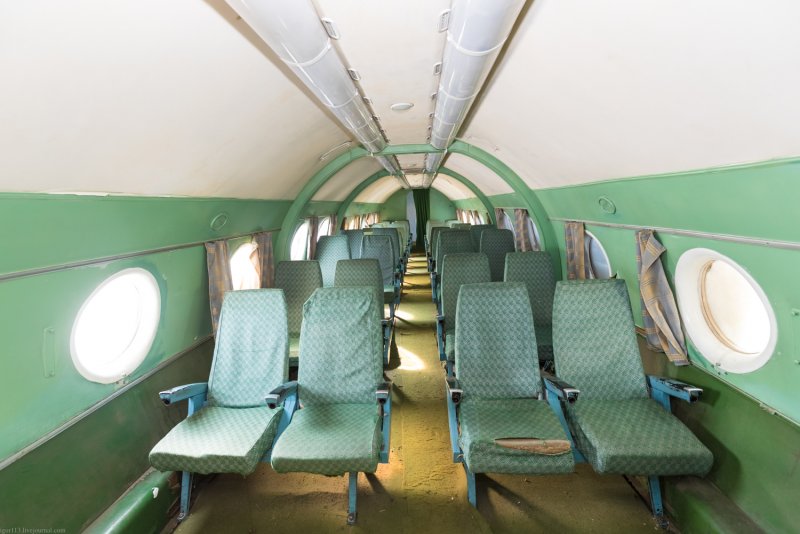 Ту-124 пассажирский самолёт салон