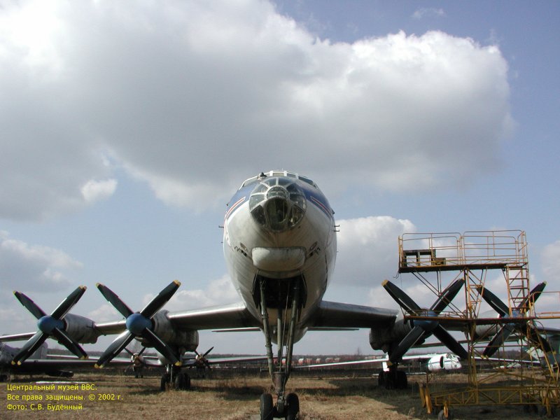 Ту 114 модель