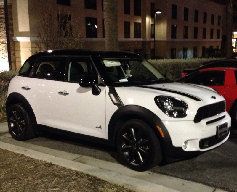 Mini Cooper Countryman White